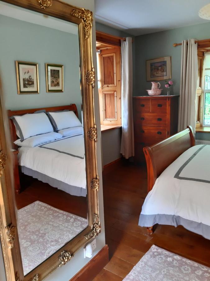 Station House Glenties Bed & Breakfast Exterior photo
