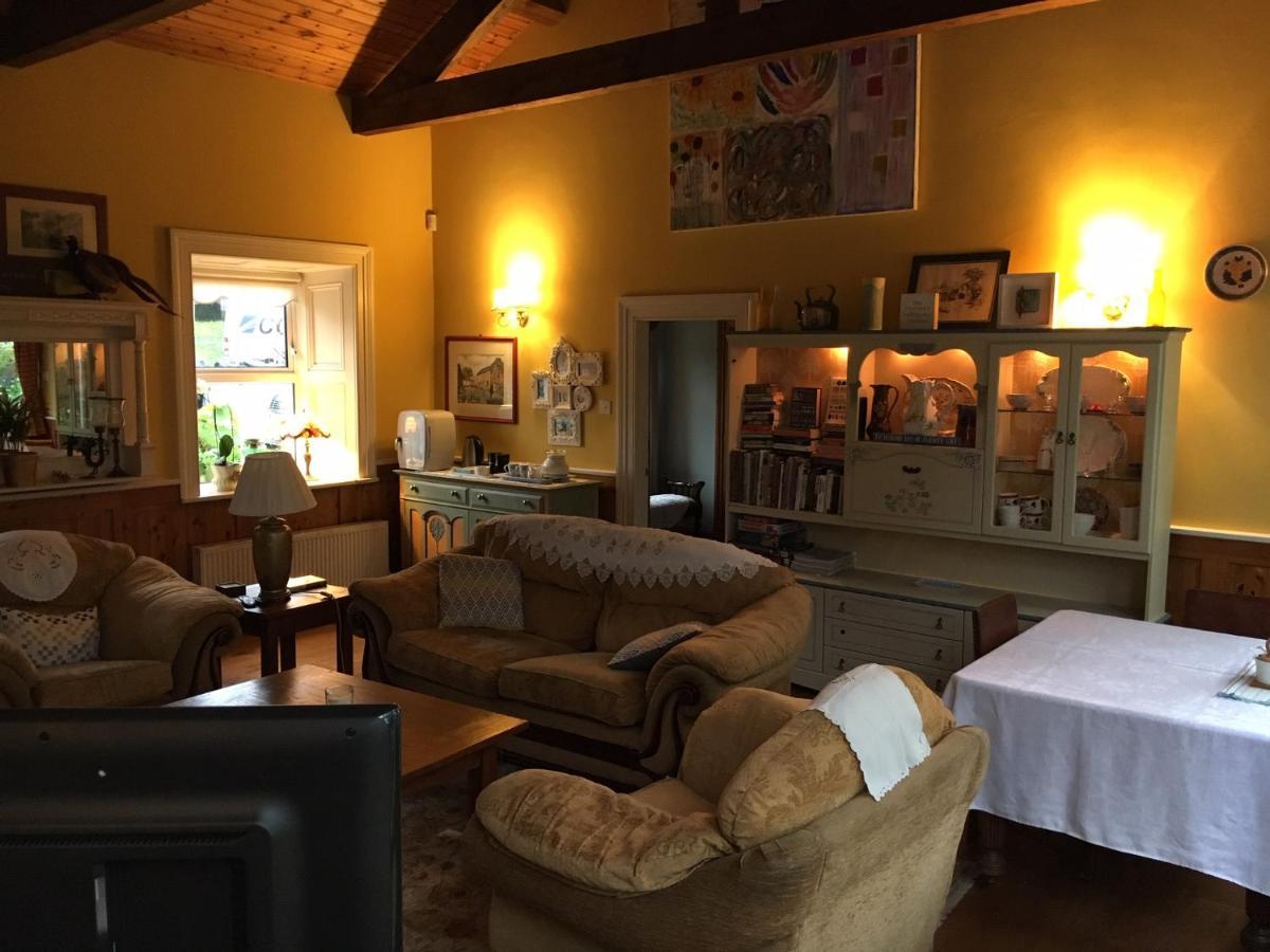 Station House Glenties Bed & Breakfast Exterior photo